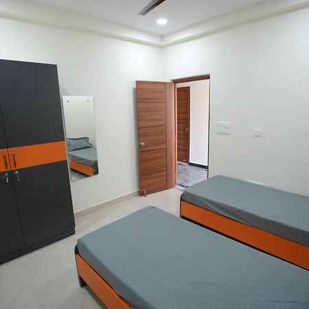 Olive-2 Coliving Pg Hostel Haiderabad Buitenkant foto